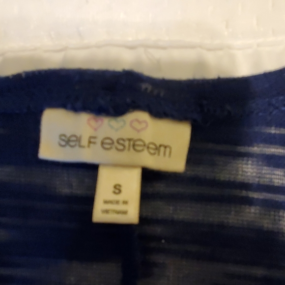 Cover top - Picture 2 of 3